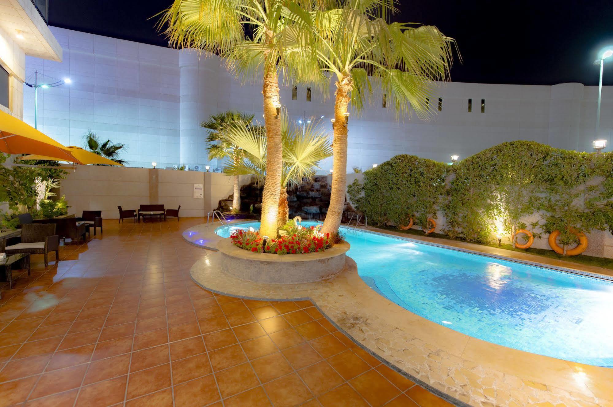 Boudl Al Shatea Dammam Exteriör bild